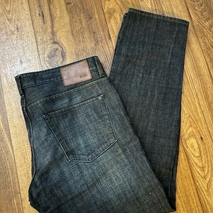 HUGO BOSS REGULAR-FIT JEANS IN BLUE SZ38x32